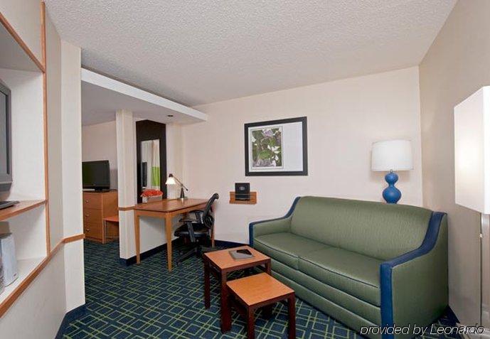 Fairfield Inn & Suites By Marriott Chicago Naperville Room photo